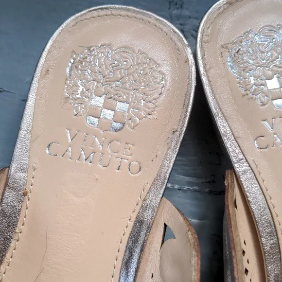 Vince Camuto metallic silver mule slides - Picture 3 of 8